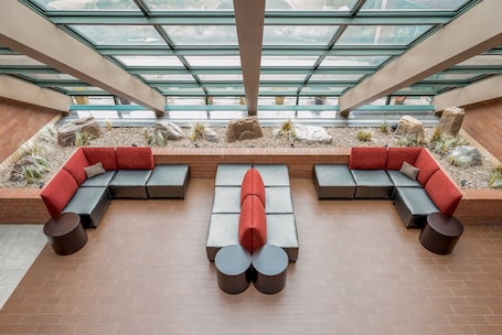 Exterior. Holiday Inn Manitowoc by IHG