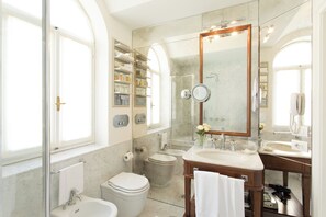 Bathroom - Hotel Regency (Florence)