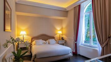 Camera Superior | Biancheria da letto di alta qualità, copriletto in piuma, minibar