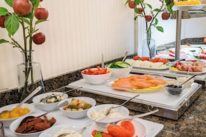Daily buffet breakfast (EUR 20 per person)