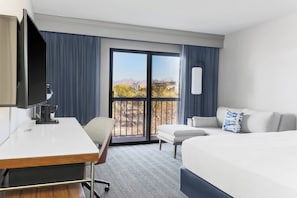 Chambre, 1 trÚs grand lit et 1 canapé-lit | Literie de qualité supérieure, bureau, fer et planche à repasser