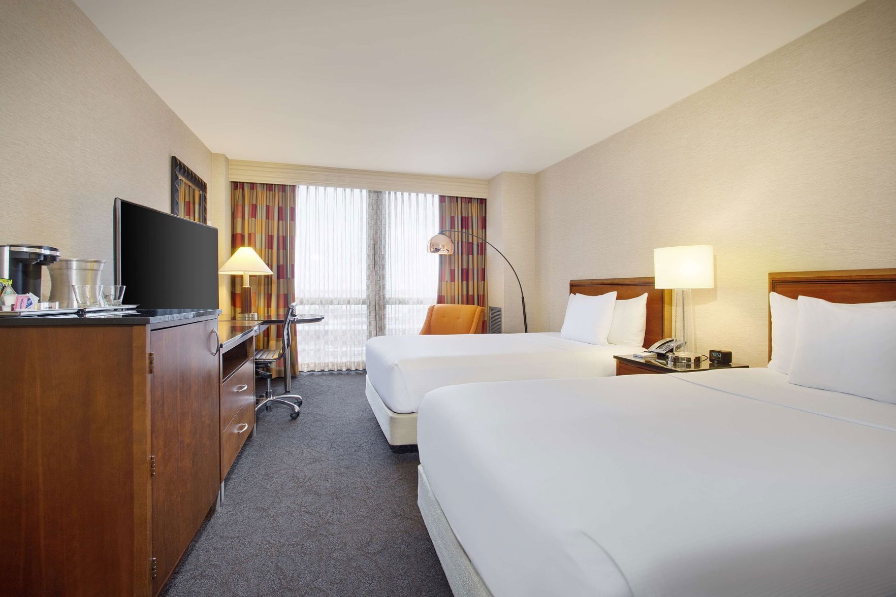 Premium-sengetøj, dundyner, senge med topmadrasser