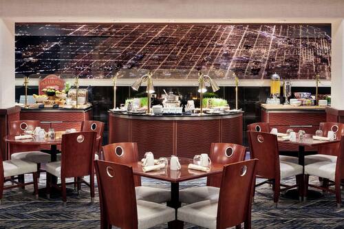 2 restaurants; breakfast, lunch, and dinner served