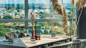 Lunch and dinner served, Modern European cuisine