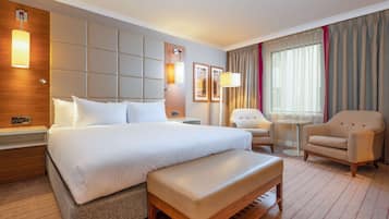 Chambre exécutive, 1 trÚs grand lit | 1 chambre, literie hypoallergénique, coffre-fort, bureau