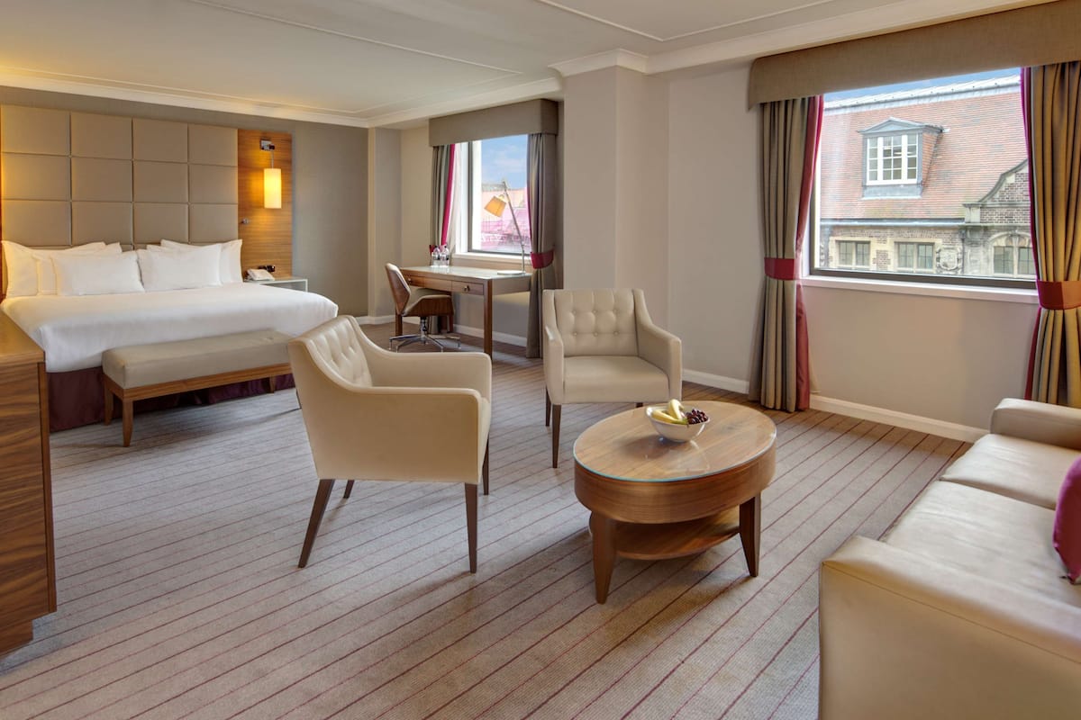 king, 1 king bed with sofa bed | 1 bedroom, hypo-allergenic bedding, in-room safe, desk