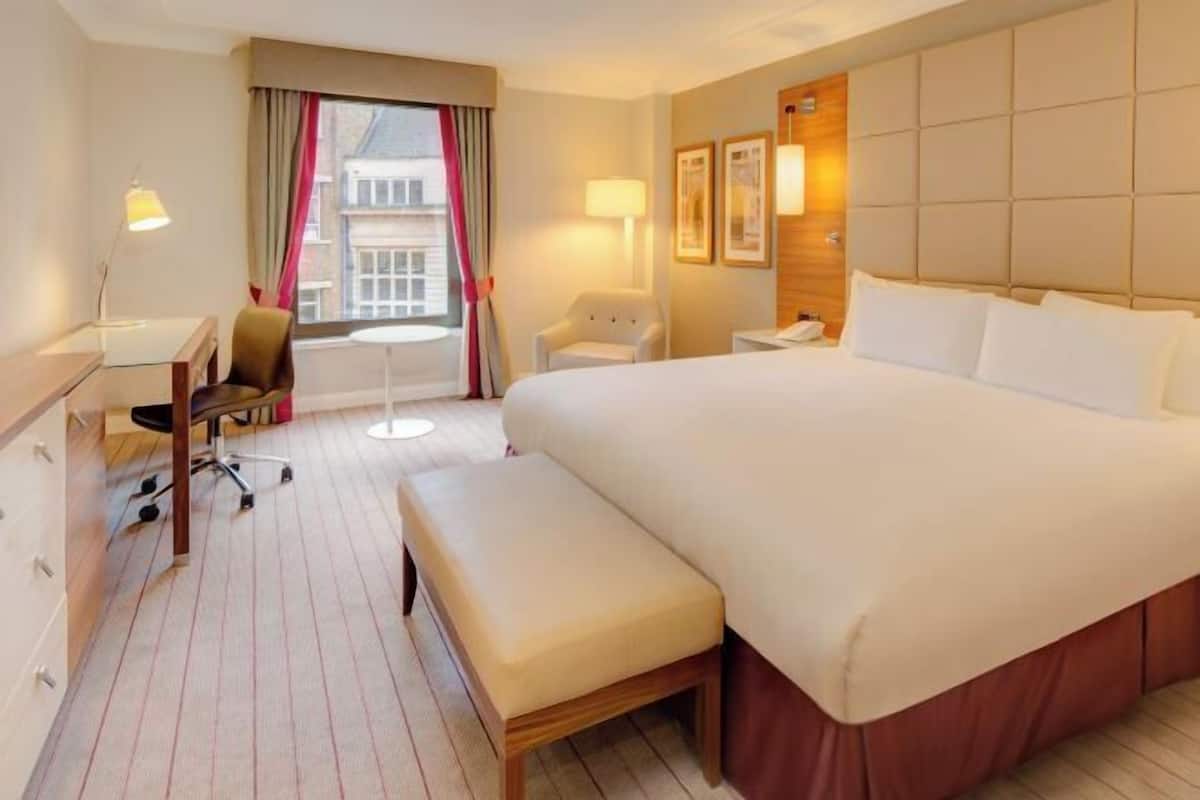 1 bedroom, hypo-allergenic bedding, in-room safe, desk