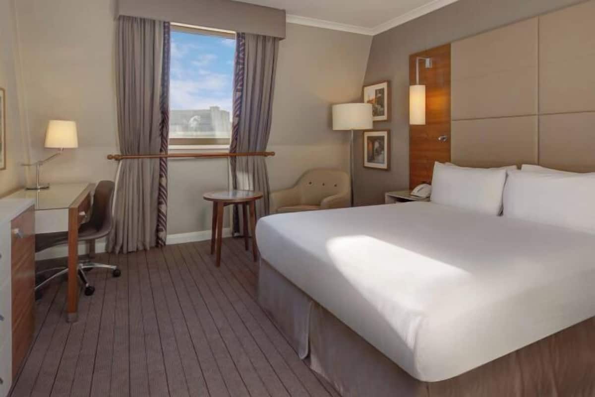 1 bedroom, hypo-allergenic bedding, in-room safe, desk
