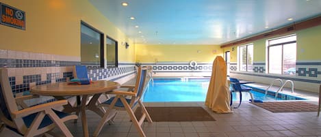 Piscine intérieure