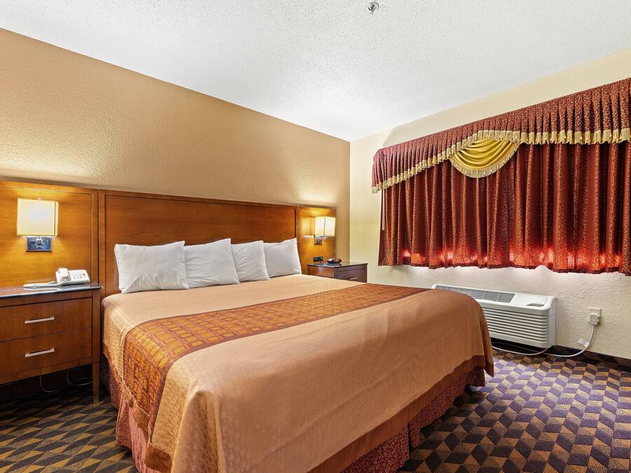 Pillowtop beds, desk, laptop workspace, iron/ironing board