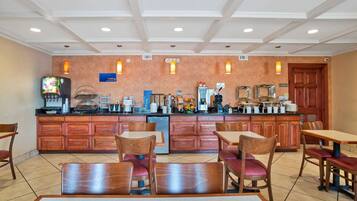 Free daily buffet breakfast