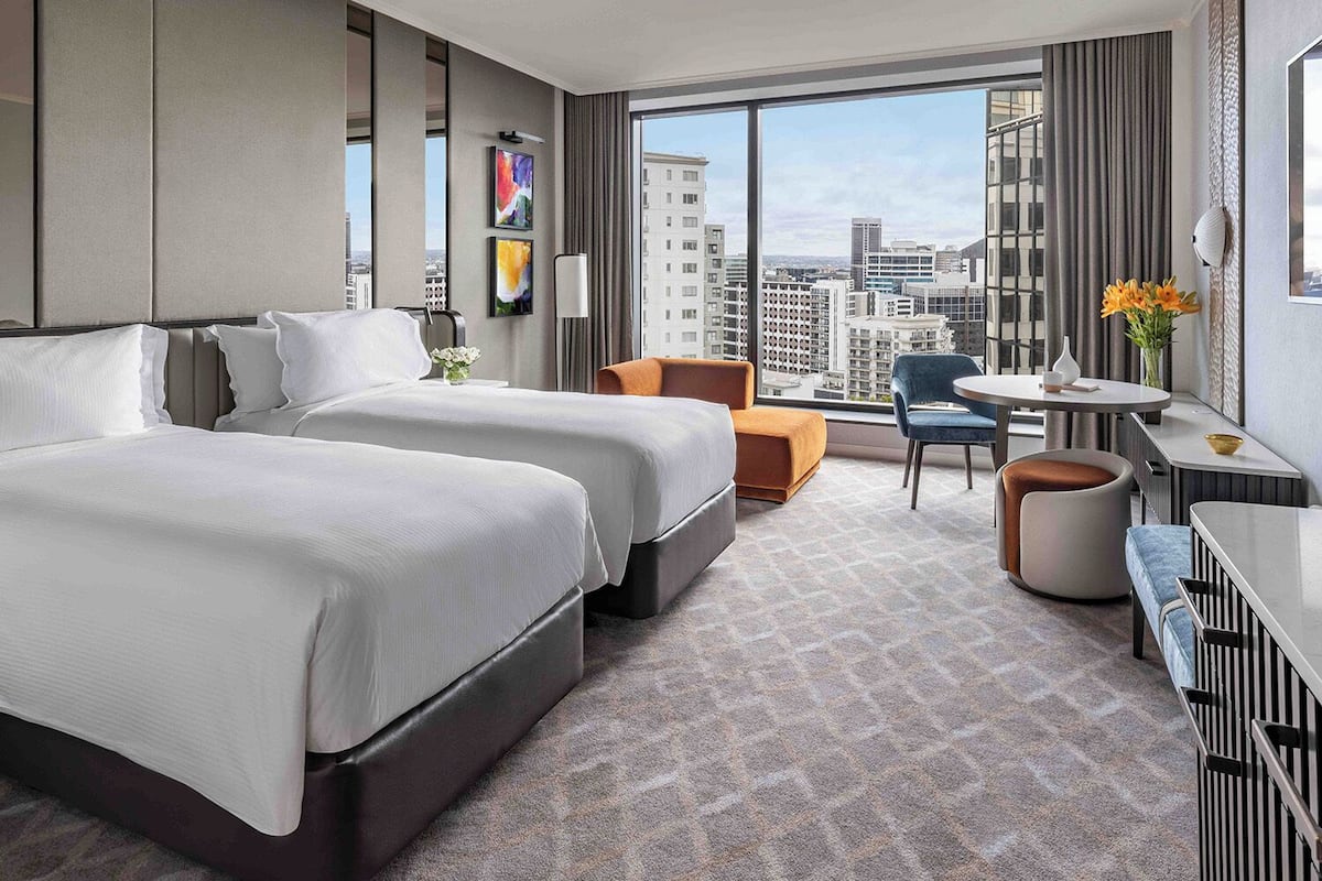 Premier Twin Room, 2 Twin Beds (Pinnacle Tower) | Premium bedding, in-room safe, desk, laptop workspace