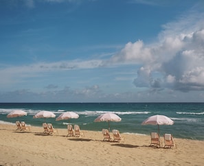 In Strandnähe, weißer Sandstrand, kostenloser Shuttle zum Strand