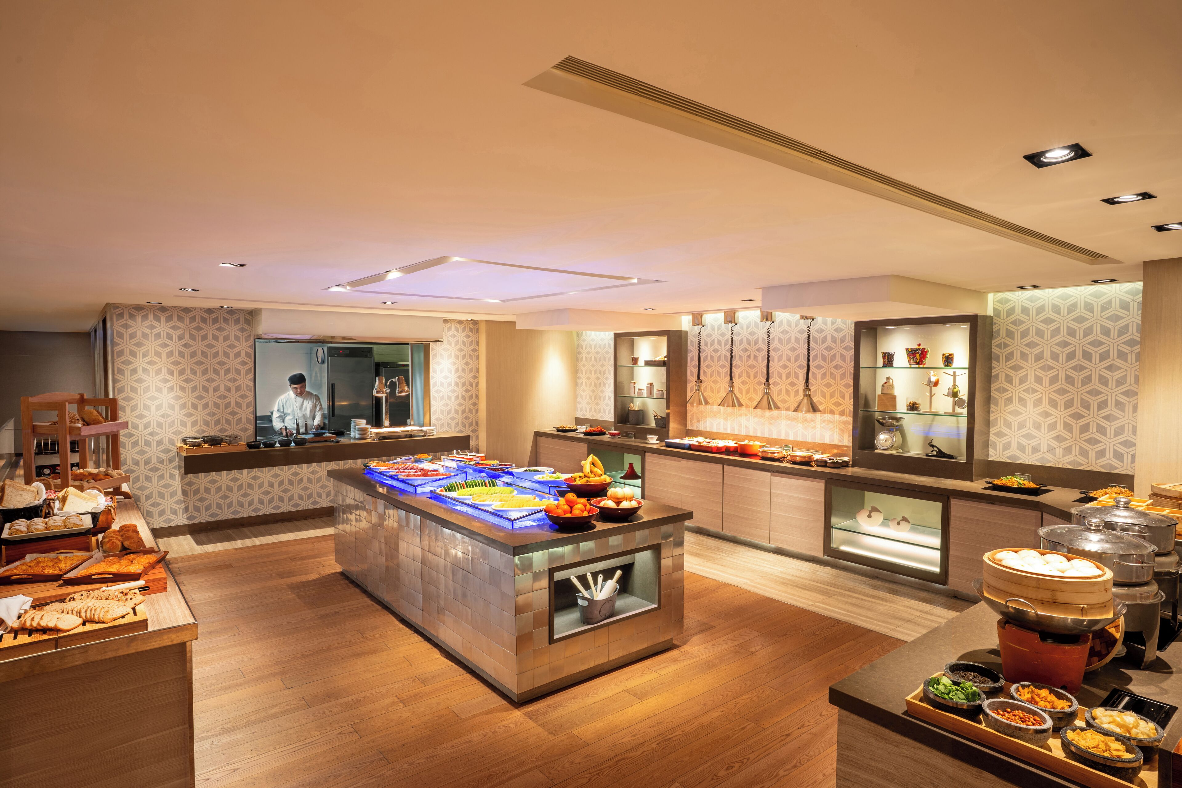 Photo - Holiday Inn Golden Mile by IHG