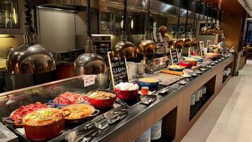 Daily buffet breakfast (HKD 327.8 per person)