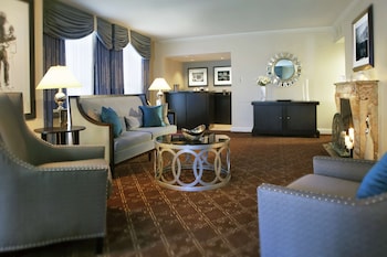 37-inch TV with cable channels, video-game console, pay movies at Palmer House a Hilton Hotel