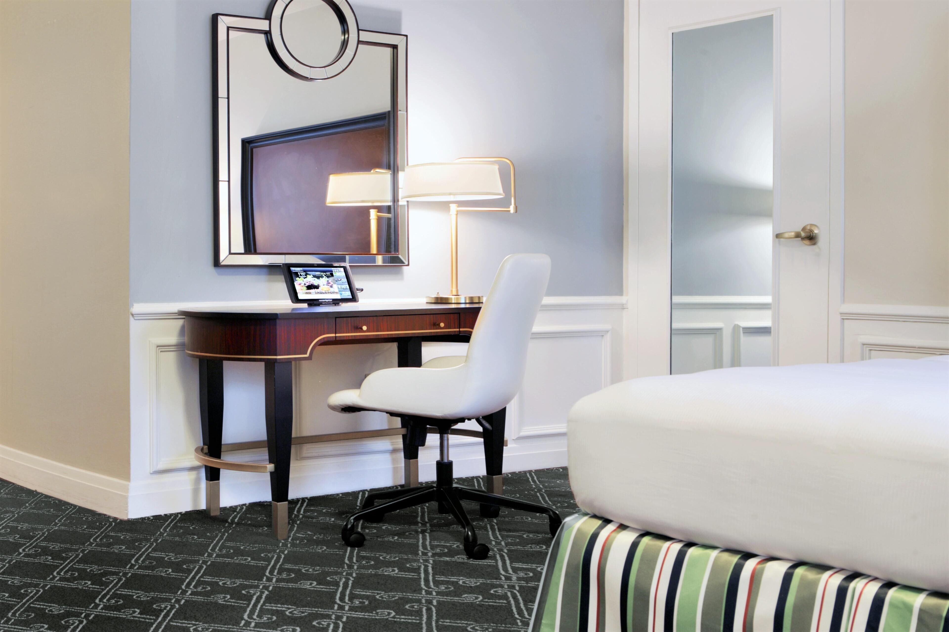 Premium bedding, pillow-top beds, minibar, in-room safe