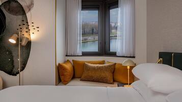 Ropa de cama de alta calidad y minibar