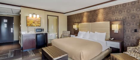Standard Room, 1 King Bed, Non Smoking (Walk-in Shower)