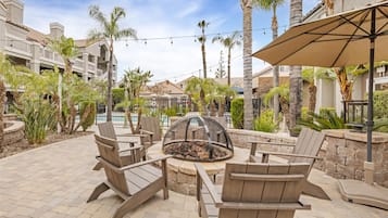 Suite, 1 cama Queen size, con acceso para personas discapacitadas (Mobility Tub One Bedroom) | Servicios de la habitación