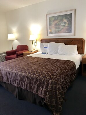 Iron/ironing board, free cribs/infant beds, free rollaway beds - Baymont by Wyndham Wilmington (Wilmington)