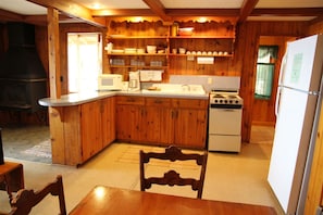 Cottage, 3 Bedroom  | Private kitchen