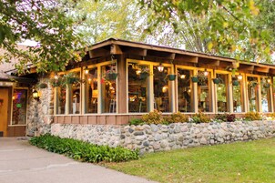 Dinner served, al fresco dining 
