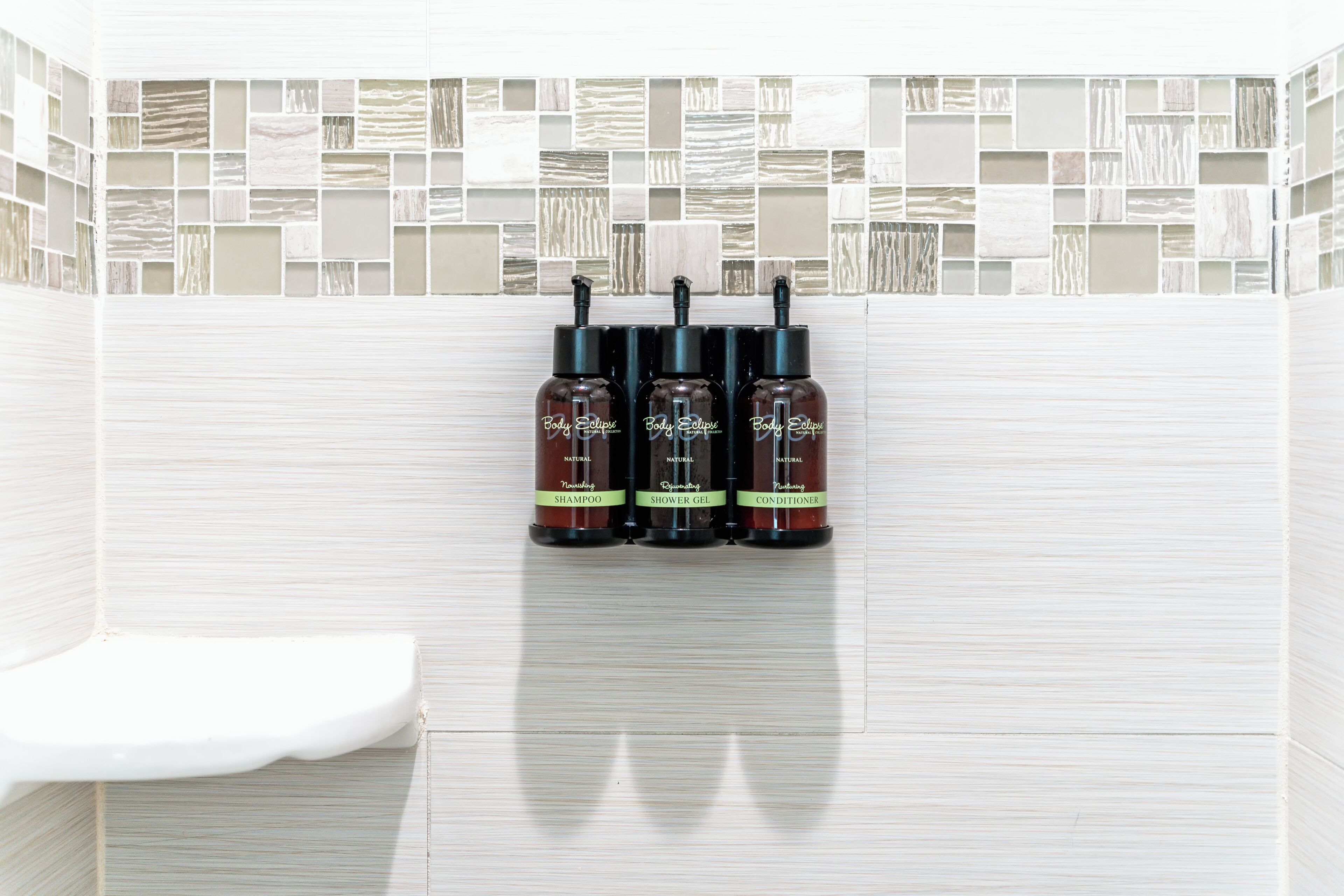 double room, 1 bedroom | bathroom | combined shower/bathtub, eco-friendly toiletries, hair dryer, towels