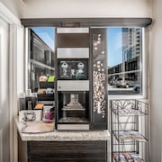 Inn at 50 at Long Beach Convention Center