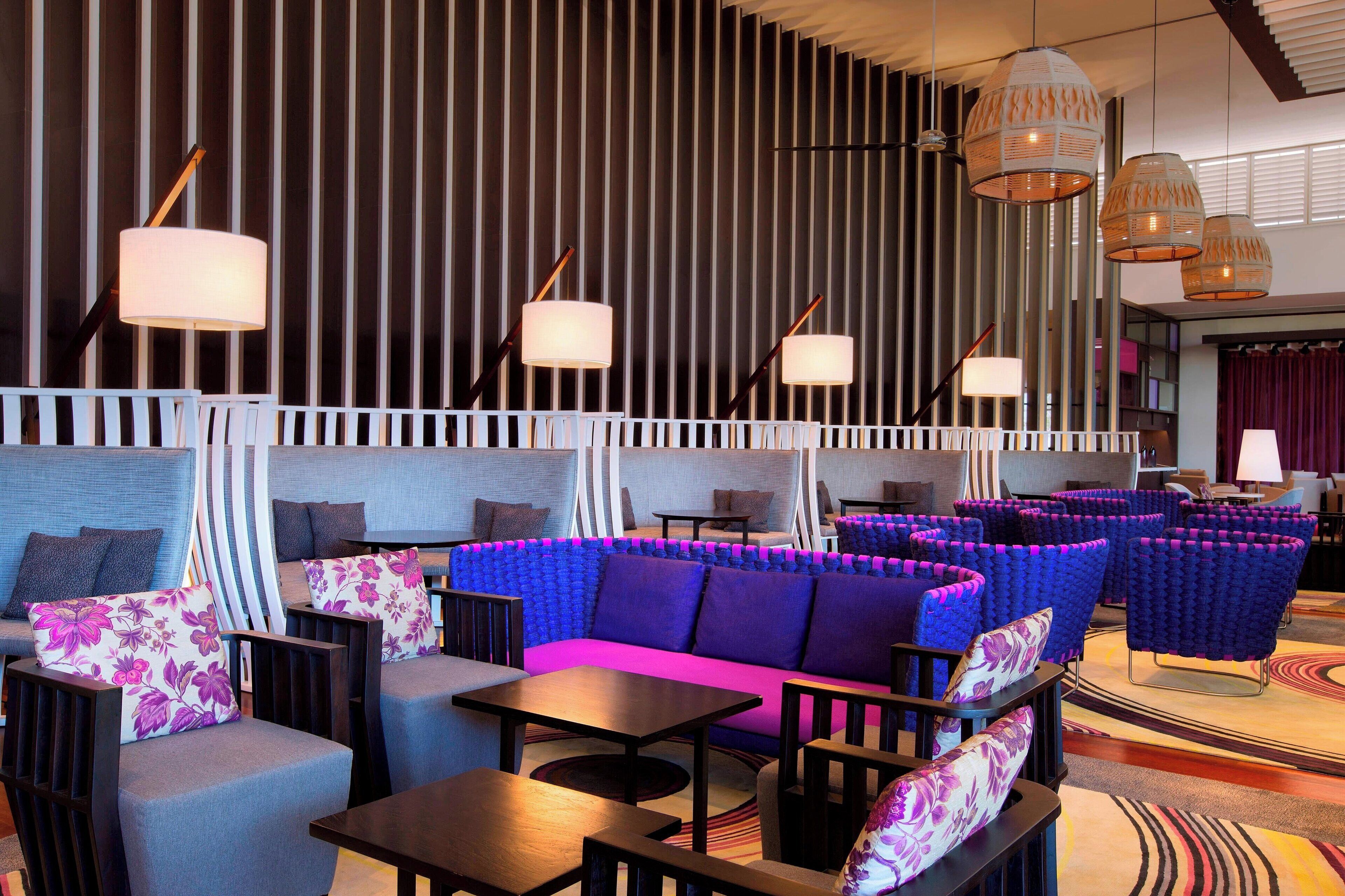 2 bars/lounges, poolside bar