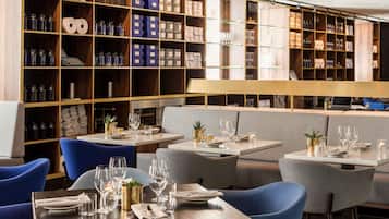 Ze serveren er ontbijt, lunch en diner