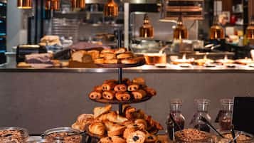 Daily buffet breakfast for a fee