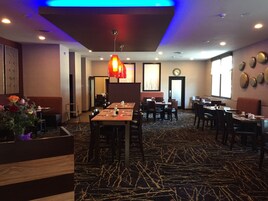 Free daily self-serve breakfast