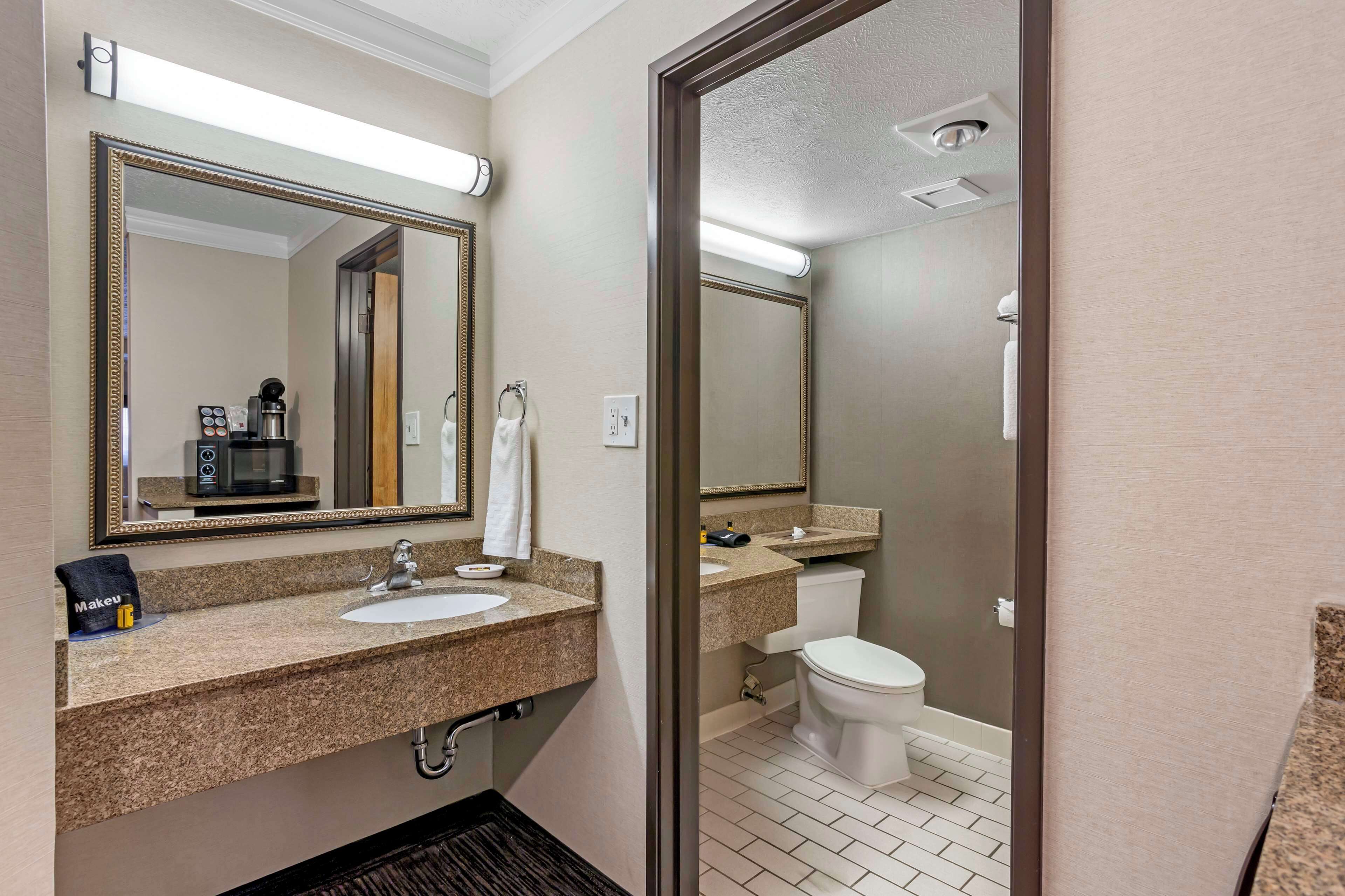 Standard Room, 2 Queen Beds, Refrigerator & Microwave (Oversized Room) | Bathroom
