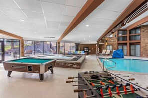 Indoor pool, pool loungers