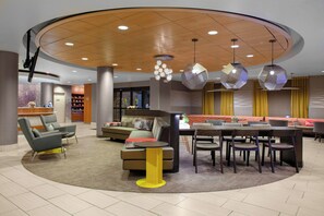 Lobby lounge