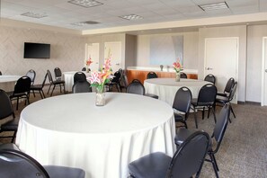 Reception - SpringHill Suites Cincinnati North/Forest Park (Cincinnati)