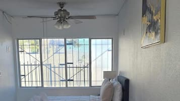 Deluxe Suite | Living area | Smart TV