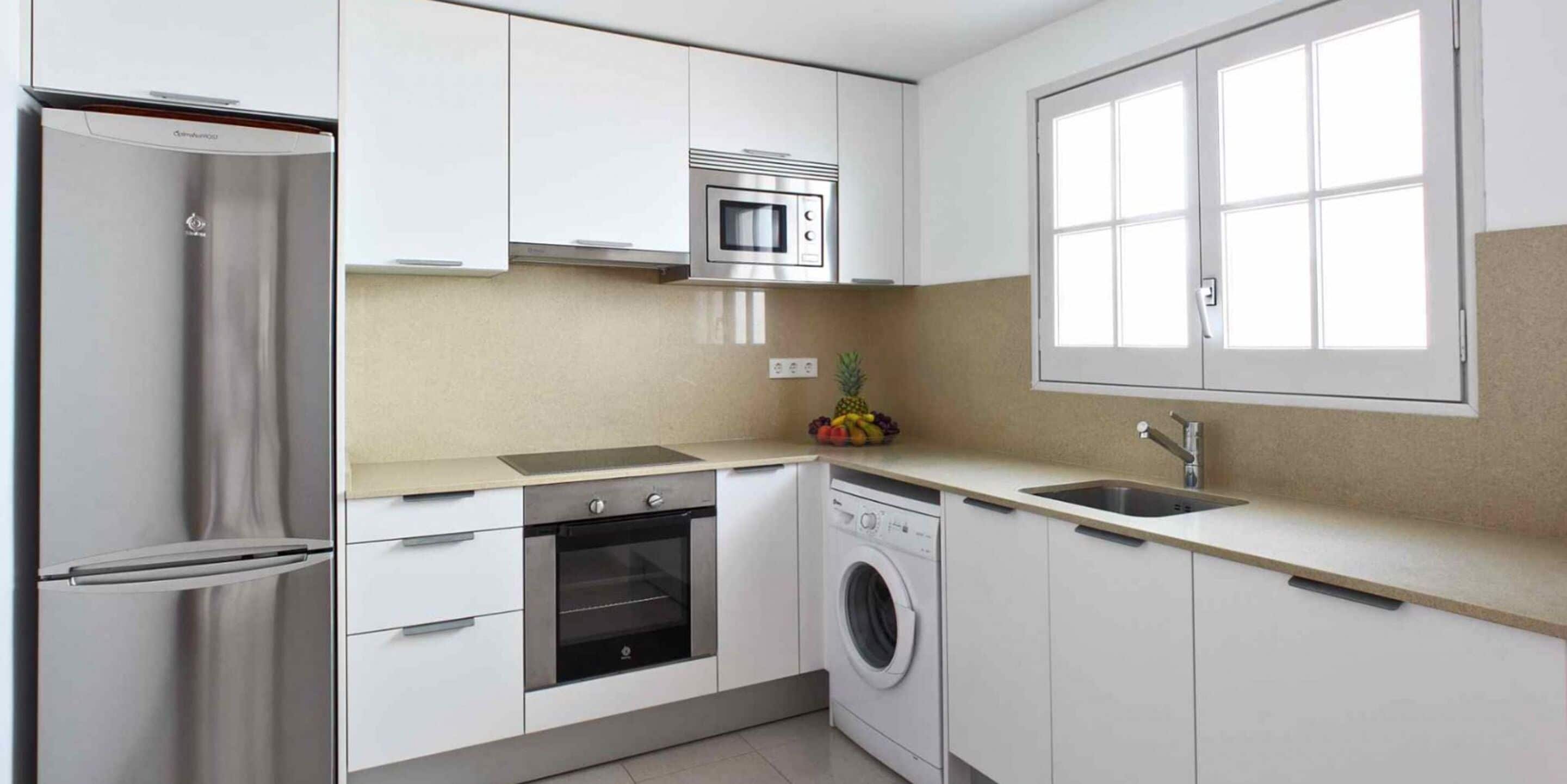 villa, 3 bedrooms | private kitchen | mini-fridge, electric kettle