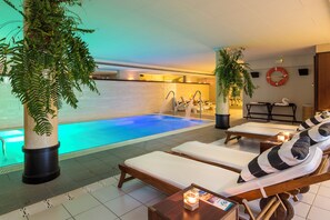 Sauna, bain de vapeur, bain turc/hammam, soins du corps, massage thaï