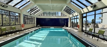Holiday Inn Vancouver Centre by IHG