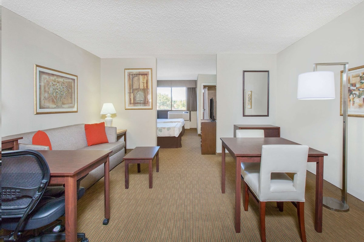 Executive Suite, 2 Double Beds, Non Smoking | Premium bedding, desk, laptop workspace, blackout drapes