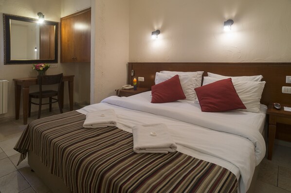 Coffres-forts dans les chambres, rideaux occultants