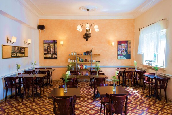 Free daily Cantonese breakfast - Palatin Hotel Jerusalem (Jerusalem)