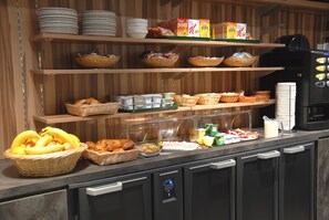 Desayuno buffet todos los días (con cargo)