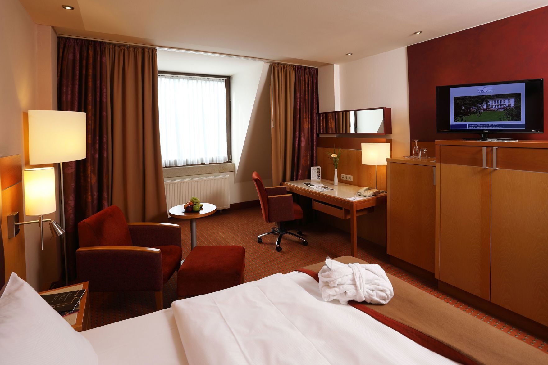 Hypo-allergenic bedding, in-room safe, desk, laptop workspace