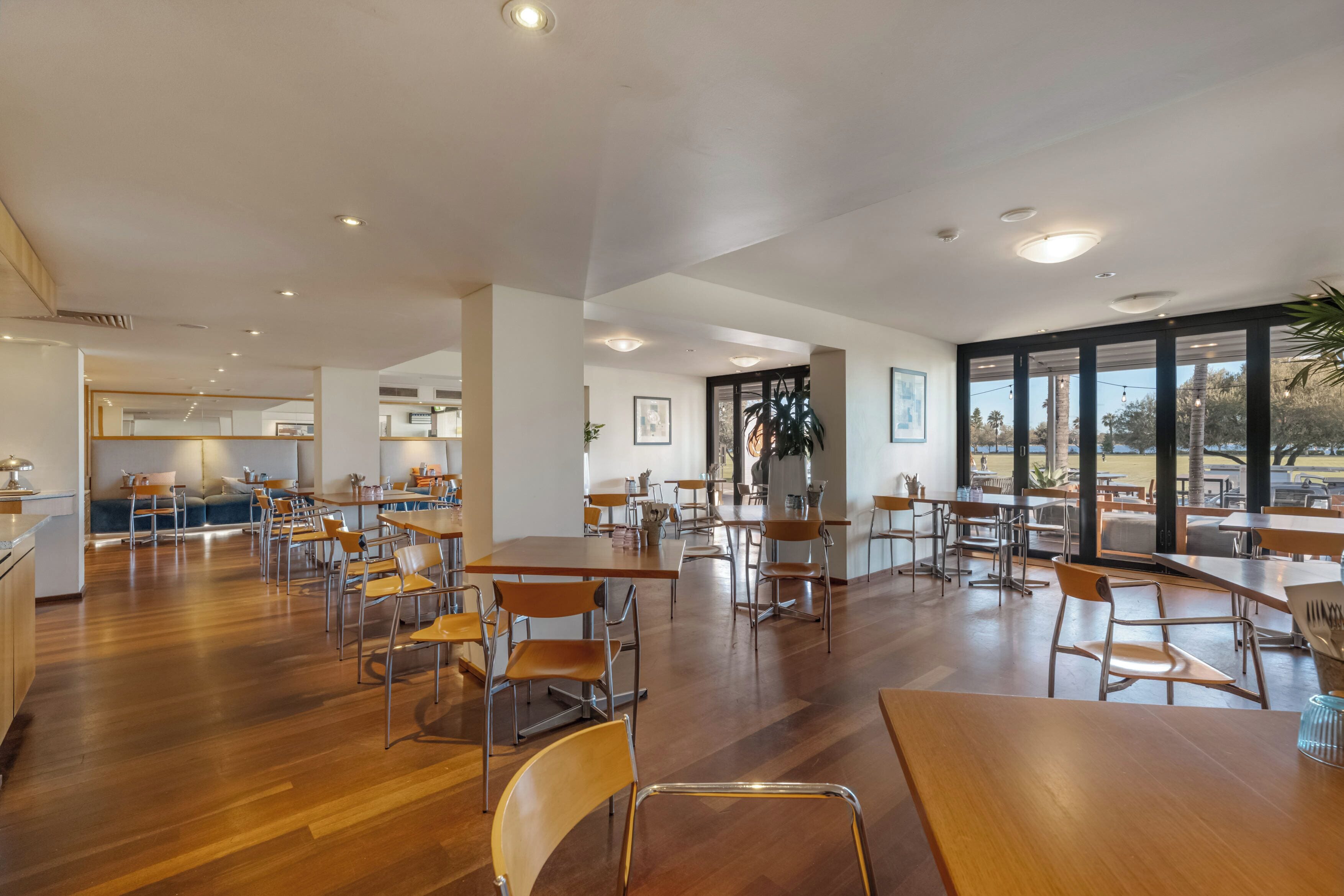 Photo - Crowne Plaza Perth by IHG