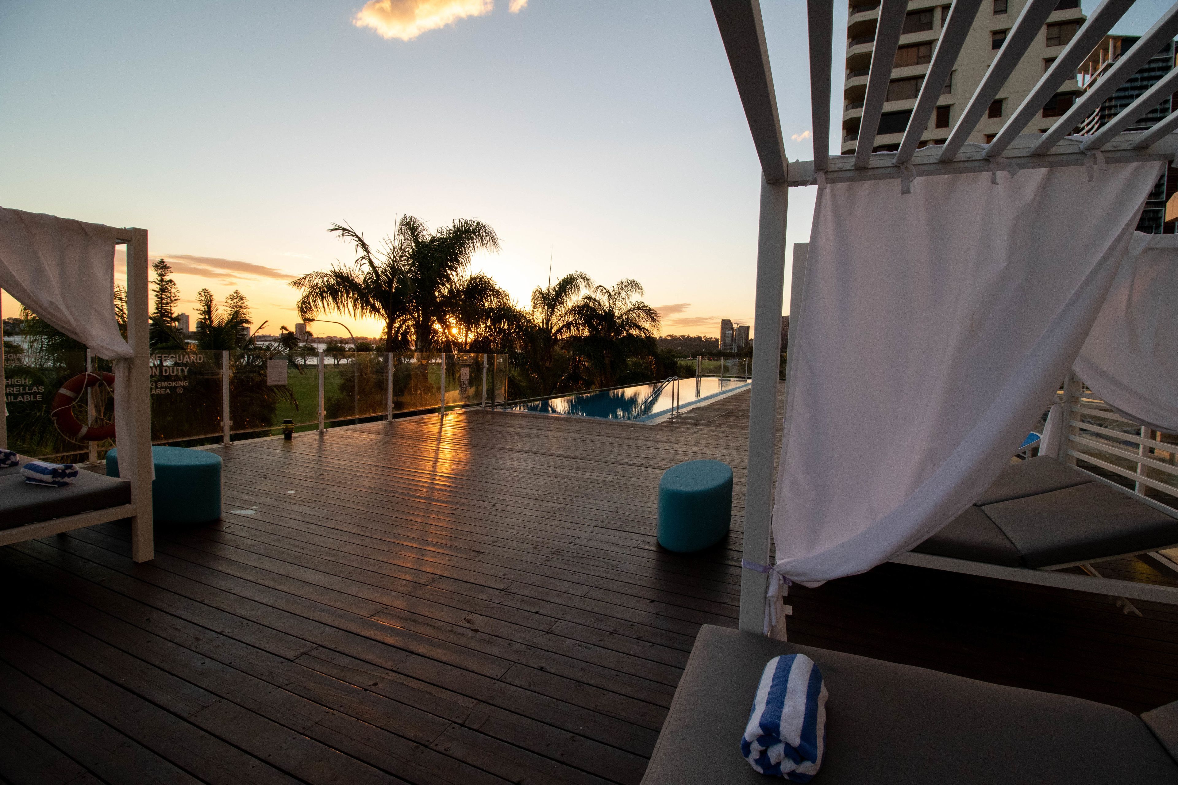 outdoor pool, open 6:30 am to 10:00 pm, free pool cabanas