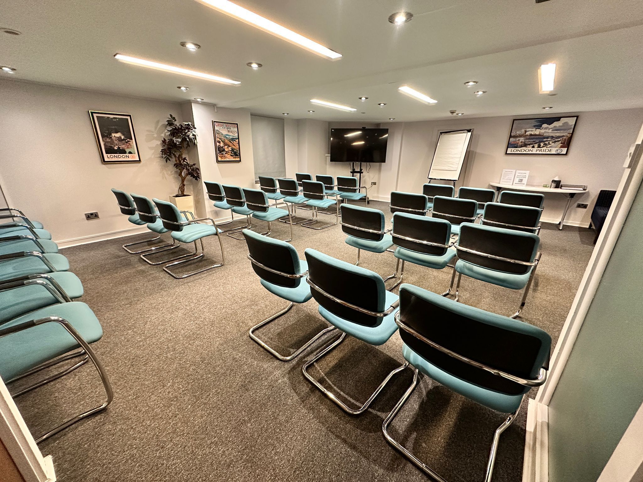 Meeting facility