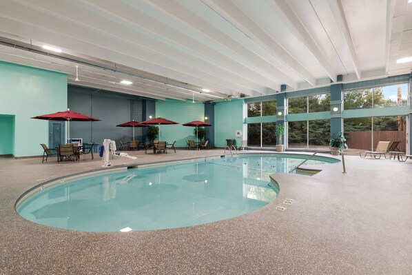 Indoor pool - Best Western Holiday Lodge (Clear Lake)